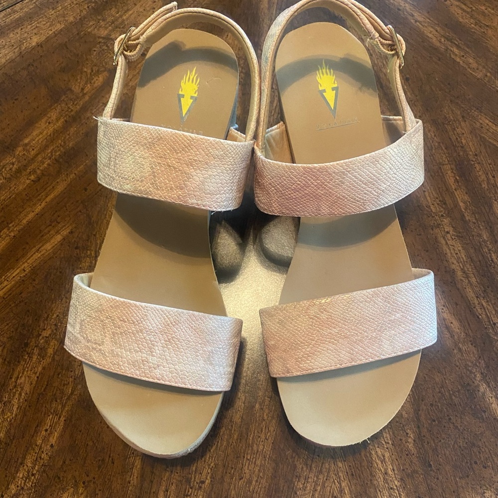 Volatile stack sandals - Picture 2 of 5